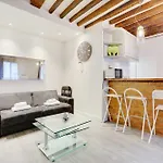 Charming Apartment-1Br - 4P- Canal Saint-Martin