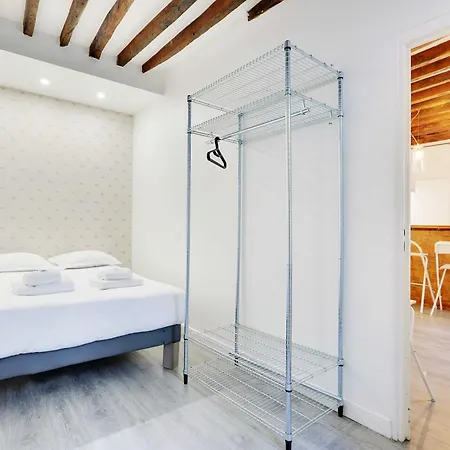 Charming Apartment-1br - 4p- Canal Saint-martin Parigi